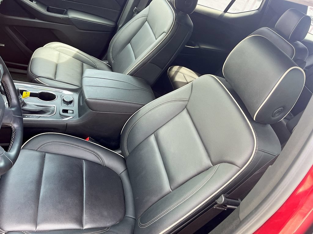 Used 2023 Chevrolet Traverse Premier AWD/4WD image 20