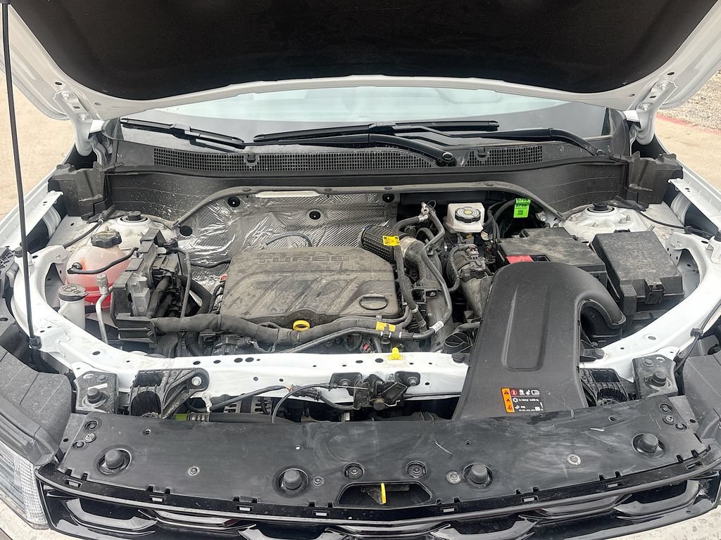 Used 2026 Chevrolet Trax RS FWD image 28