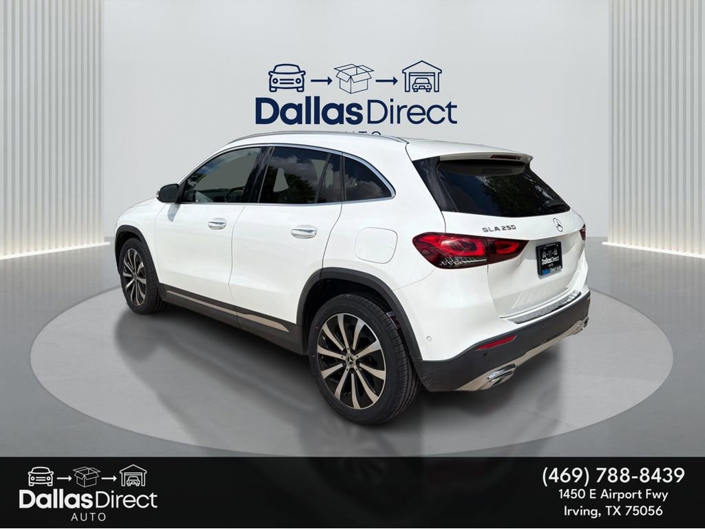 Used 2022 Mercedes-Benz GLA 250 4MATIC w/ Premium Package Lite image 8