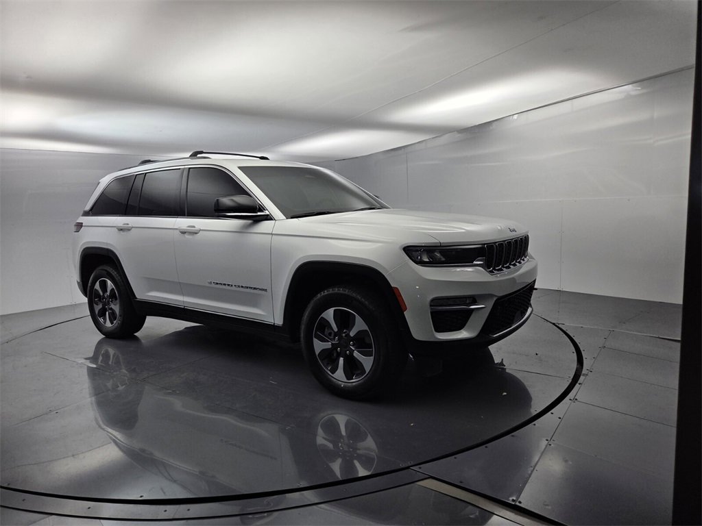 Used 2023 Jeep Grand Cherokee 4WD 4xe