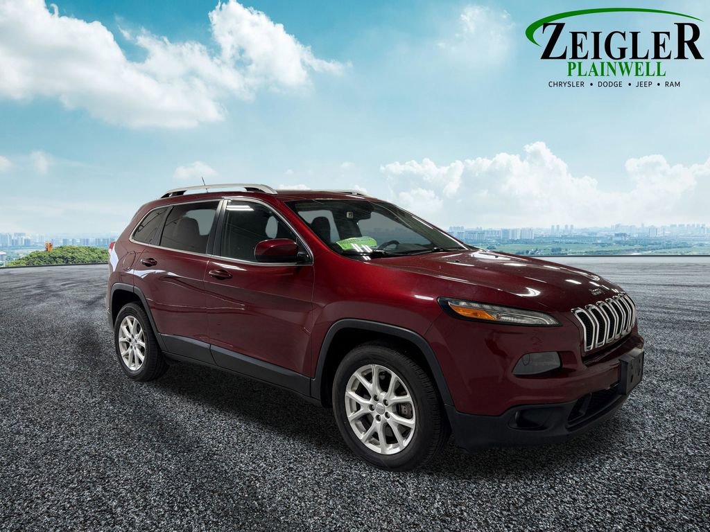 Used 2018 Jeep Cherokee Latitude FWD image 14
