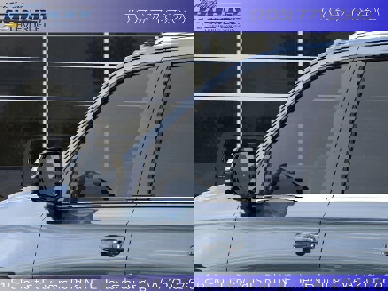 New 2025 Chevrolet Suburban Premier image 12