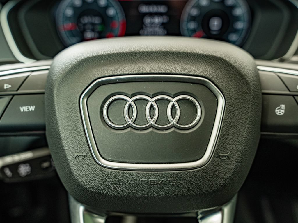 Used 2023 Audi Q5 2.0T Premium Plus w/ Premium Plus Package AWD/4WD image 23