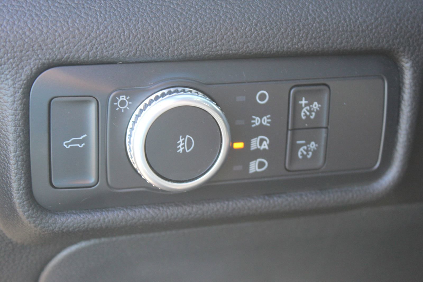 Used 2022 Ford Explorer ST w/ Equipment Group 401A image 24