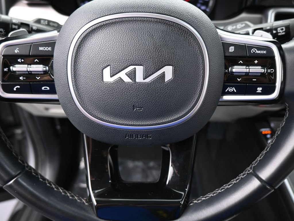 Used 2022 Kia Sorento EX w/ Panoramic Sunroof Package image 34