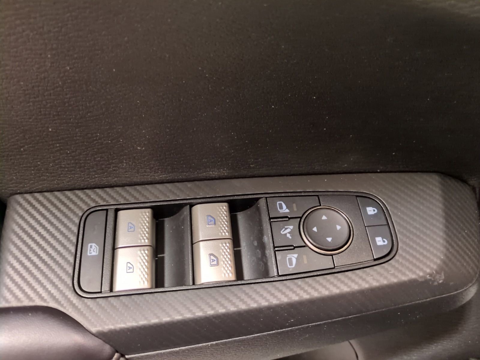 Used 2023 Mitsubishi Outlander SE AWD/4WD image 20