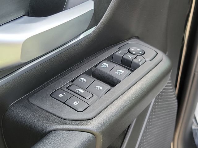 Used 2026 RAM 1500 4x4 Crew Cab image 19