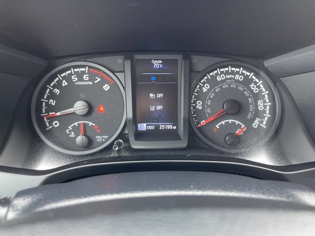 Used 2023 Toyota Tacoma SR AWD/4WD image 15