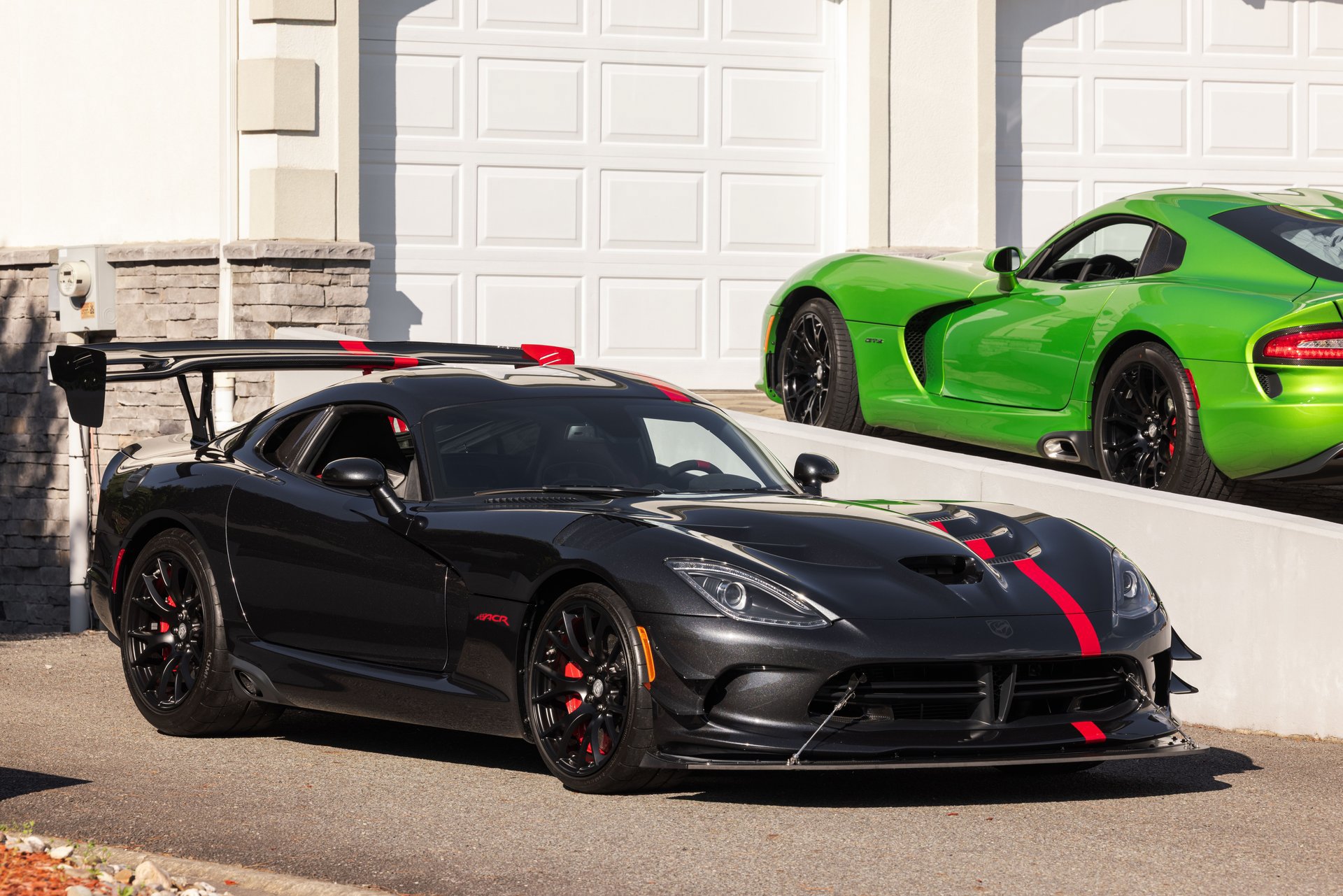 Used 2017 Dodge Viper ACR w/ Extreme Aero Package RWD image 28