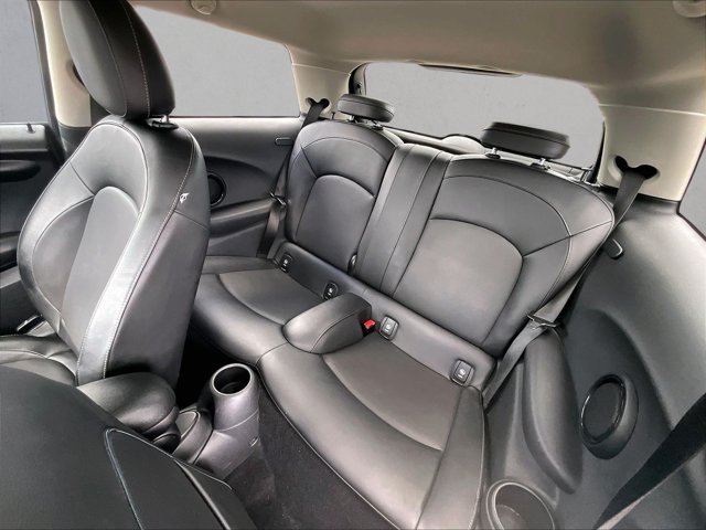 Used 2015 MINI Cooper 2-Door Hardtop FWD image 26