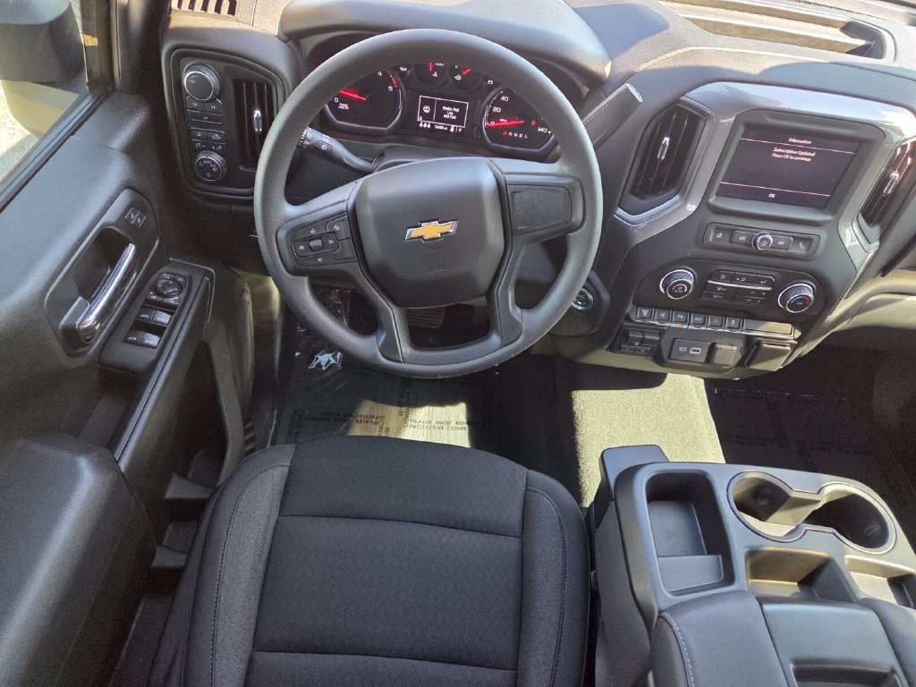 Used 2024 Chevrolet Silverado 2500 Custom w/ Custom Value Package AWD/4WD image 9