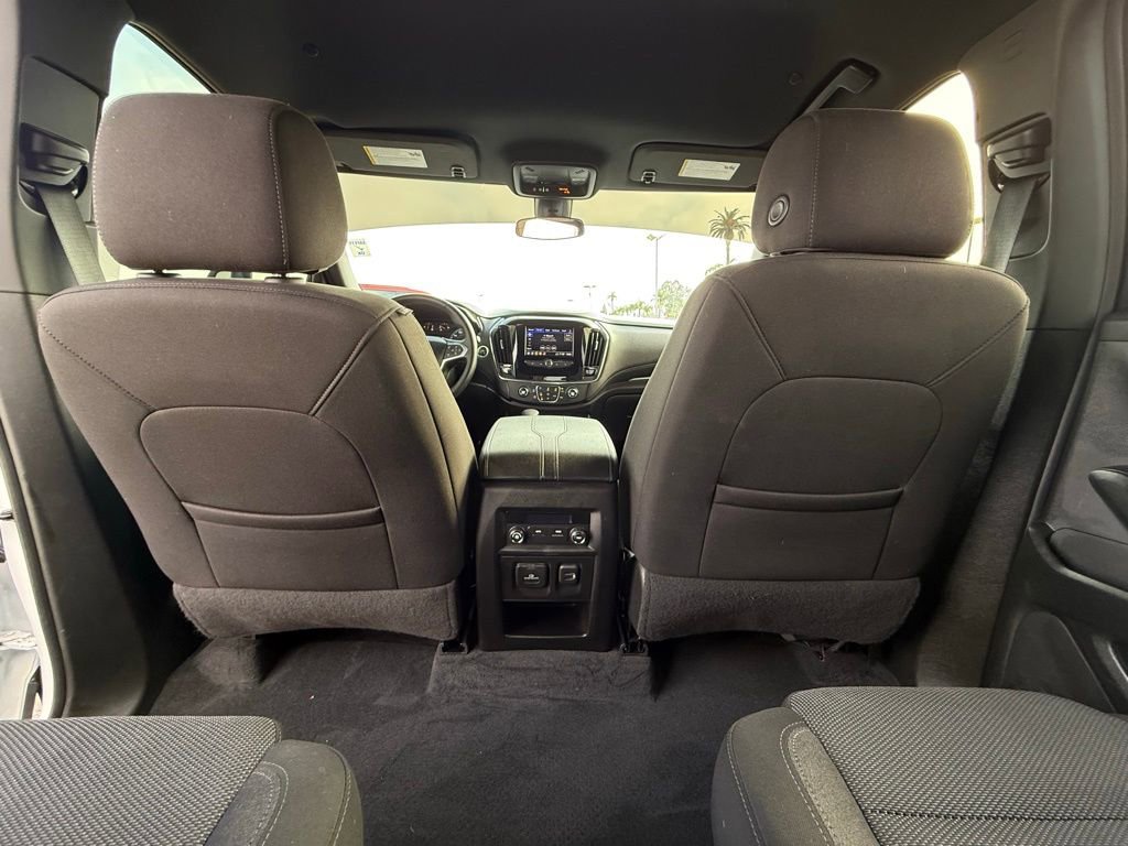 Used 2023 Chevrolet Traverse LT image 14