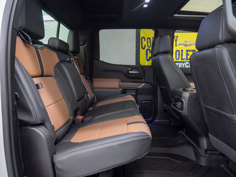 Used 2022 Chevrolet Silverado 1500 High Country image 18