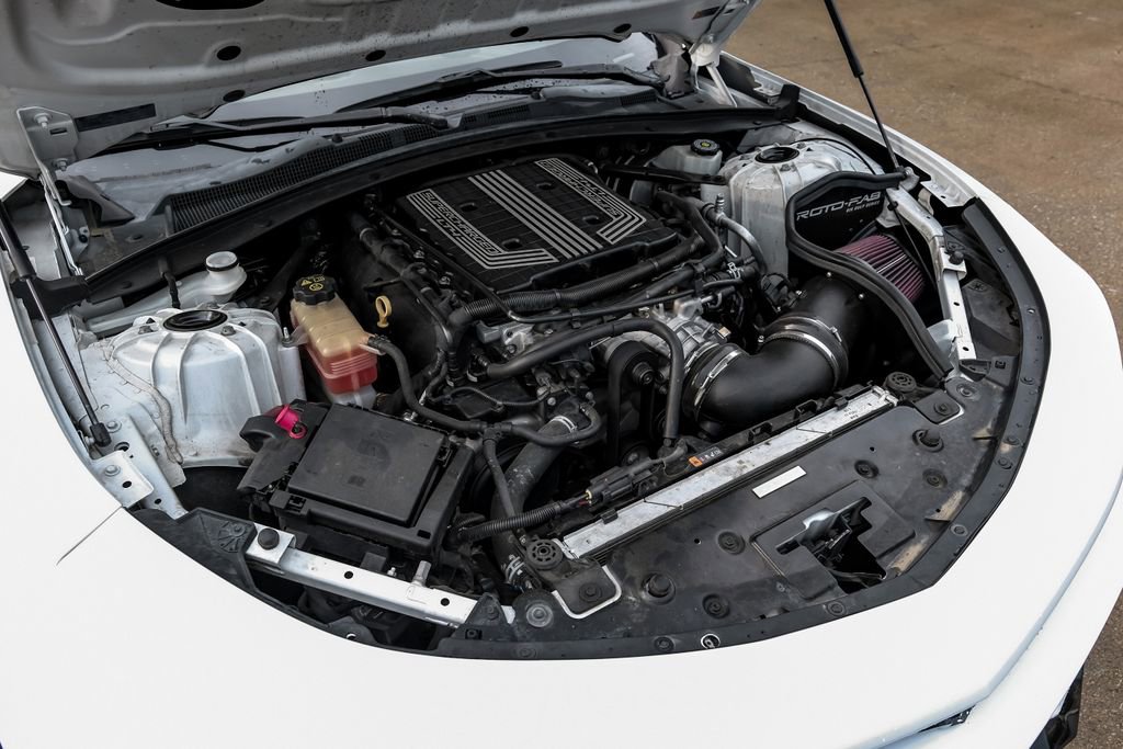 Used 2018 Chevrolet Camaro ZL1 RWD image 17