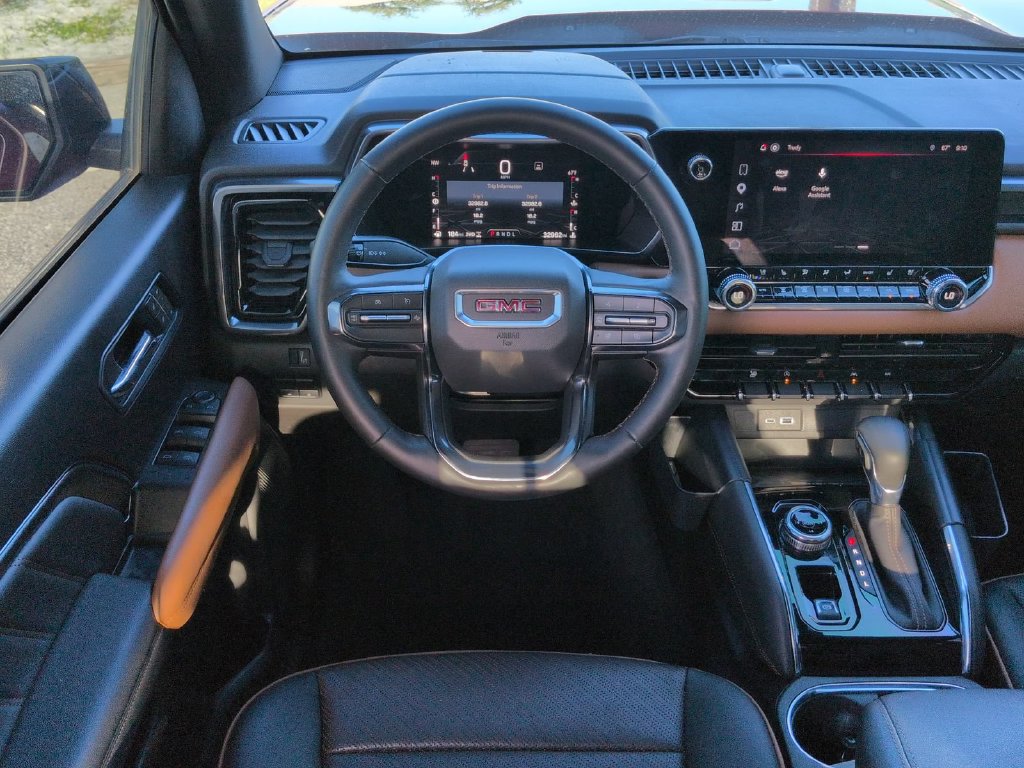 Used 2023 GMC Canyon AT4 w/ AT4 Premium Package AWD/4WD image 22