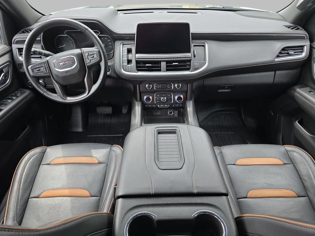 Used 2021 GMC Yukon XL AT4 w/ AT4 Premium Package AWD/4WD image 11