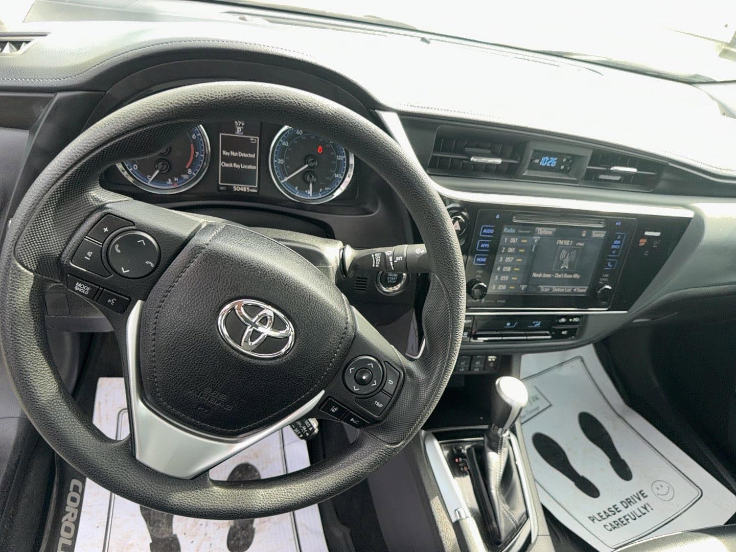 Used 2017 Toyota Corolla XLE FWD image 15
