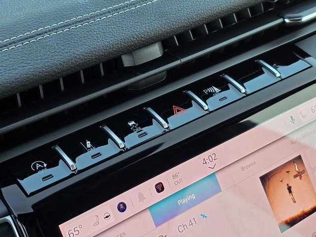 New 2025 Jeep Grand Cherokee Limited w/ Trailer Tow Package image 31