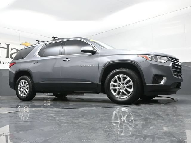 Used 2021 Chevrolet Traverse LT FWD image 2