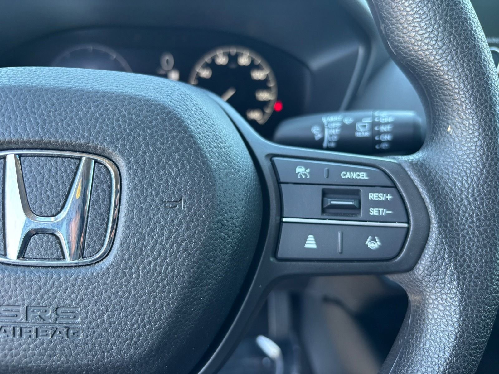 Used 2025 Honda HR-V LX image 24