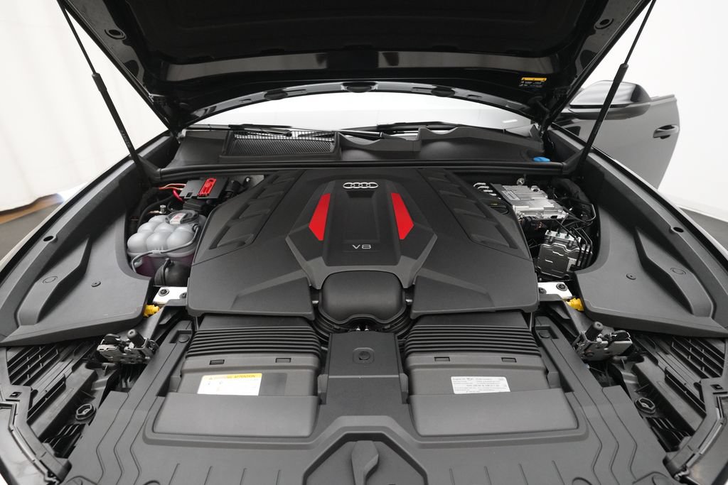 New 2027 Audi SQ8 Prestige AWD/4WD image 3