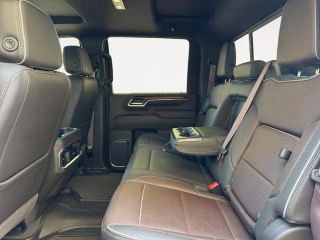 Used 2024 GMC Sierra 3500 Denali w/ Denali Reserve Package AWD/4WD image 13