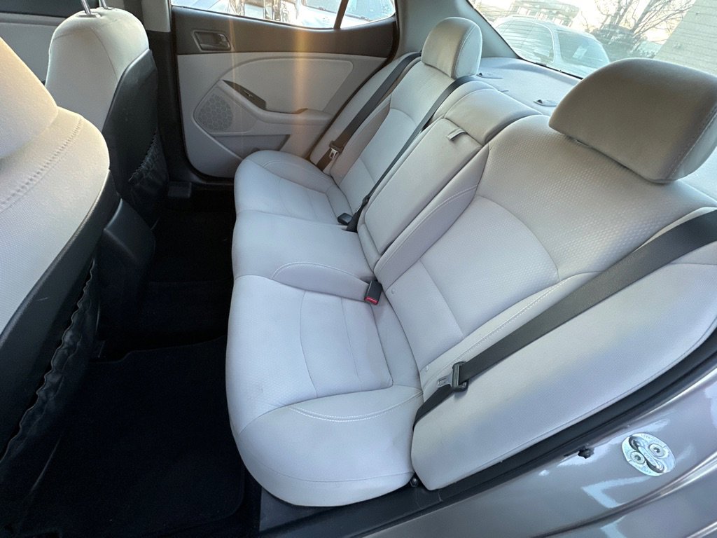 Used 2014 Kia Optima LX image 12