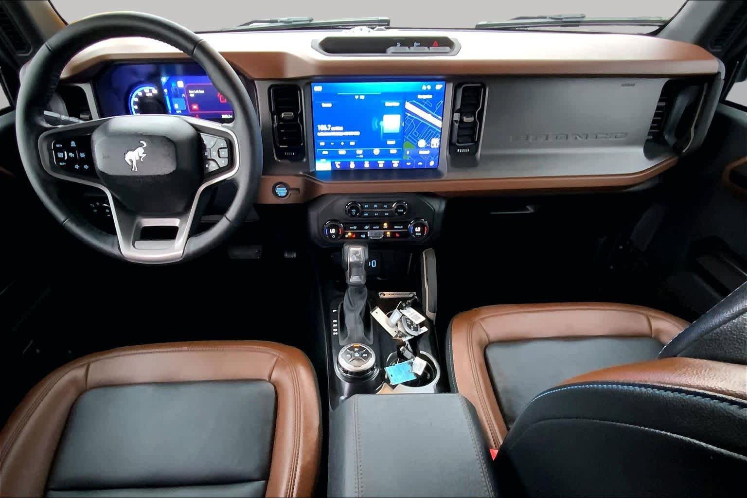 Used 2024 Ford Bronco Outer Banks AWD/4WD image 14
