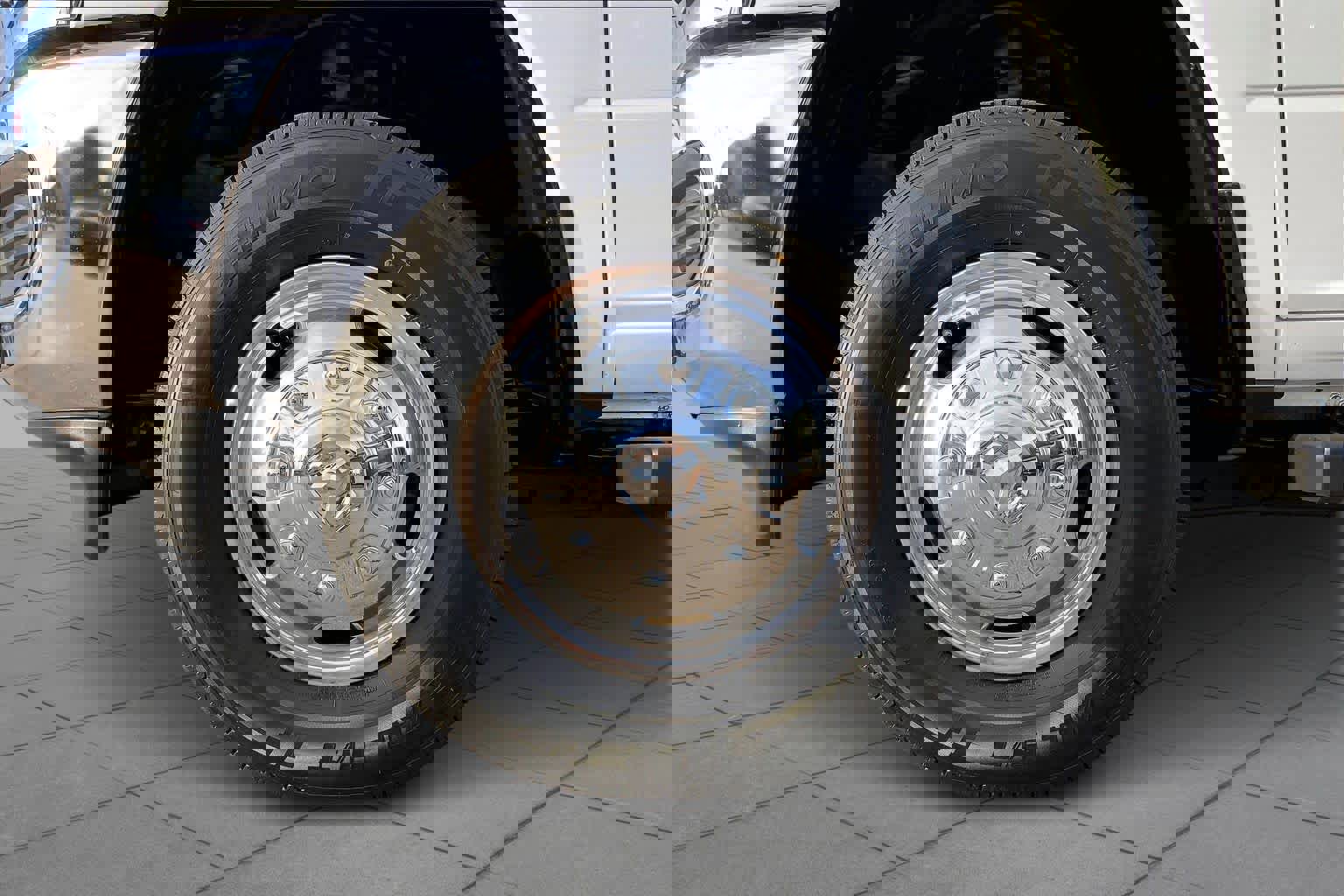 Used 2024 RAM 3500 Tradesman w/ Towing Technology Group image 8