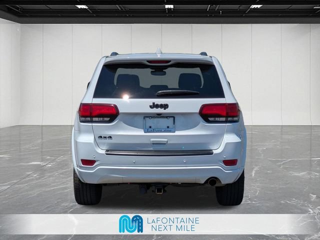Used 2021 Jeep Grand Cherokee Altitude AWD/4WD image 4