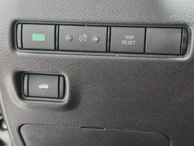 Used 2023 Nissan Sentra SV w/ All-Weather Package FWD image 10