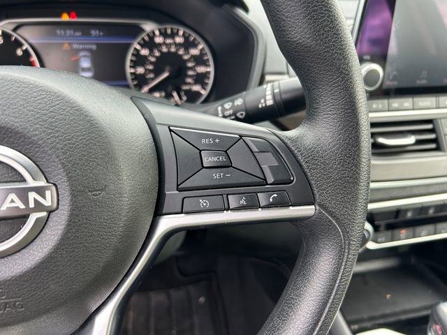 Used 2023 Nissan Altima 2.5 SV FWD image 19