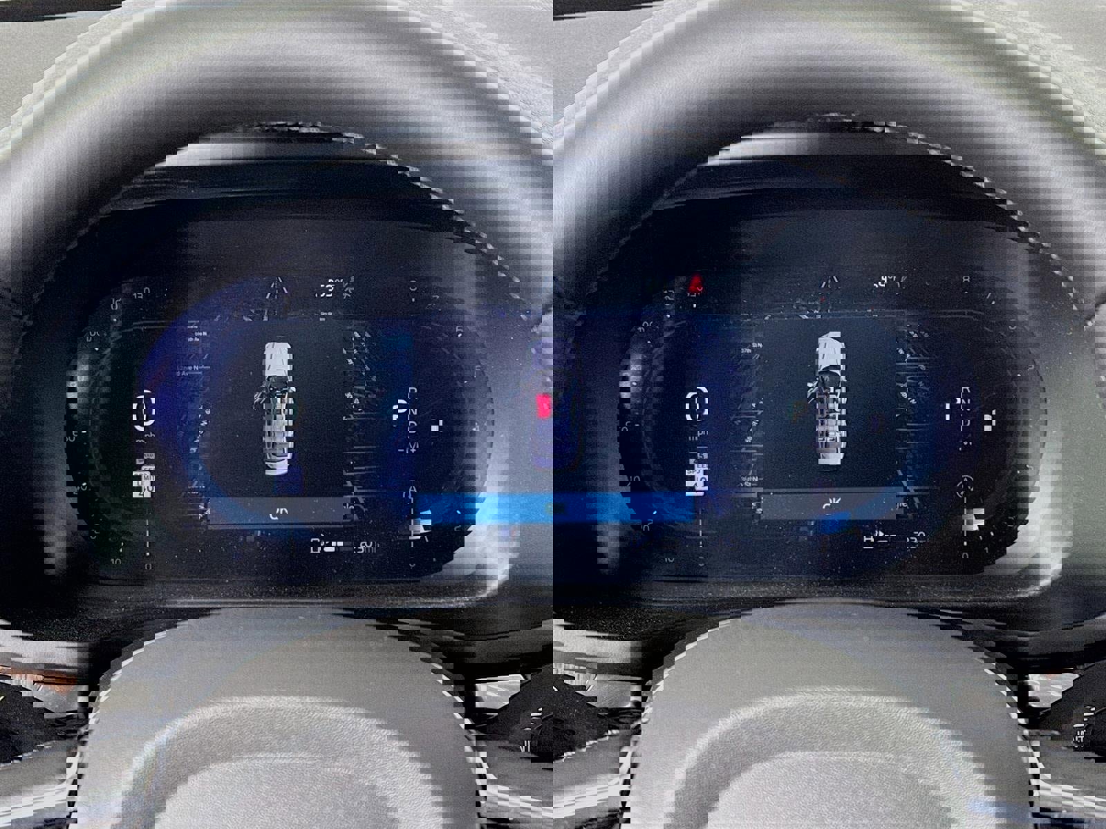 Used 2025 Volvo S60 B5 Plus image 14