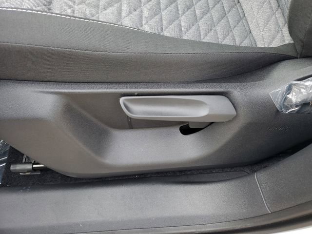 New 2026 Volkswagen Tiguan S image 17