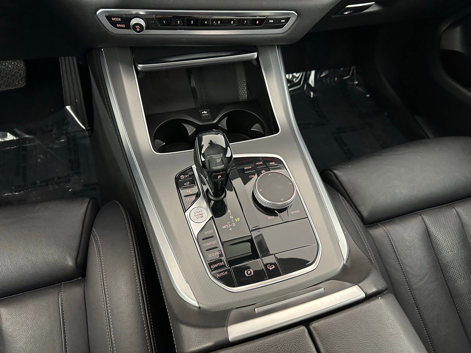 Used 2019 BMW X5 xDrive50i w/ Parking Assistance Package image 16