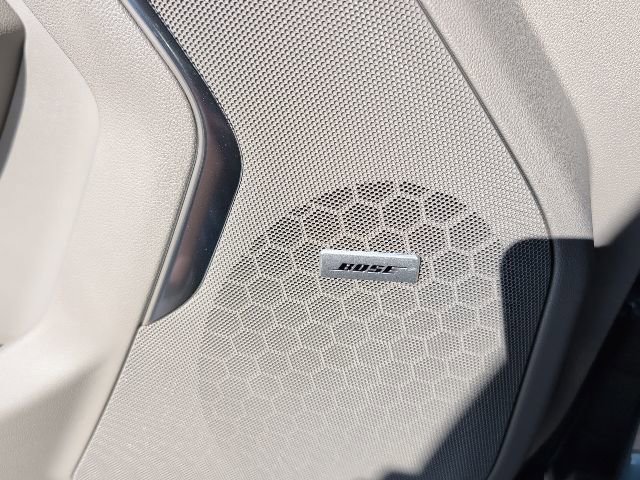 New 2026 Chevrolet Suburban LT w/ Comfort Package image 18