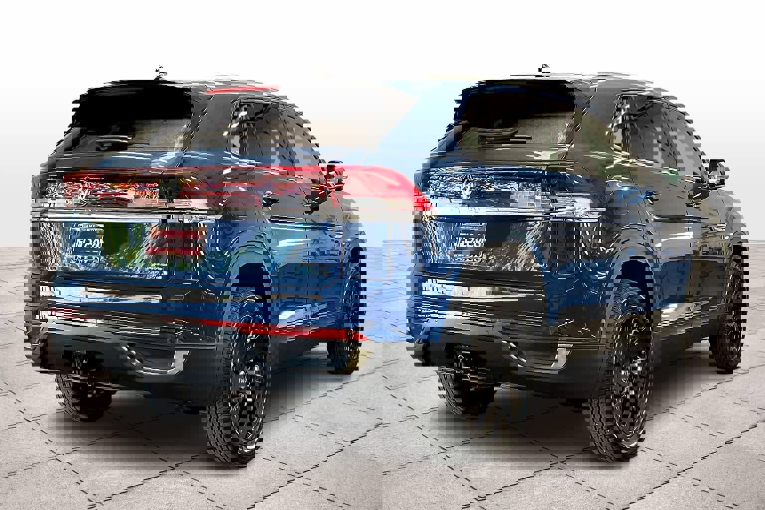 New 2025 Volkswagen Atlas Cross Sport SE image 4