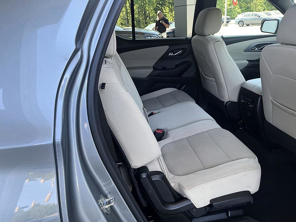 Used 2023 Chevrolet Traverse LS w/ Safety Package FWD image 20
