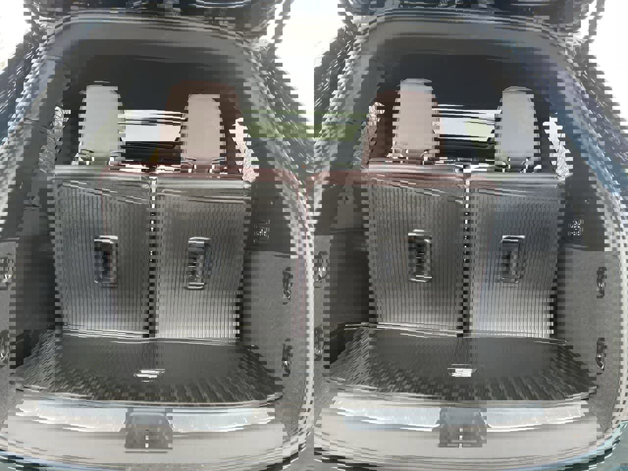 Used 2024 Cadillac XT6 Premium Luxury w/ LPO, Floor Liner Package image 17