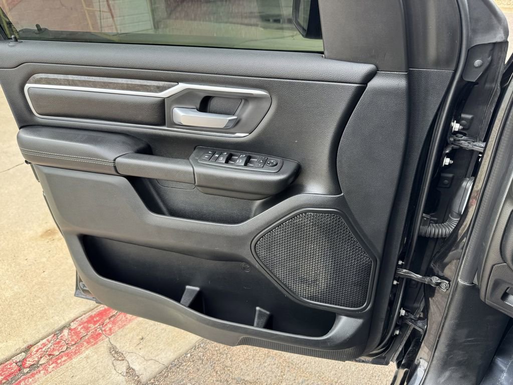 Used 2019 RAM 1500 Big Horn AWD/4WD image 11