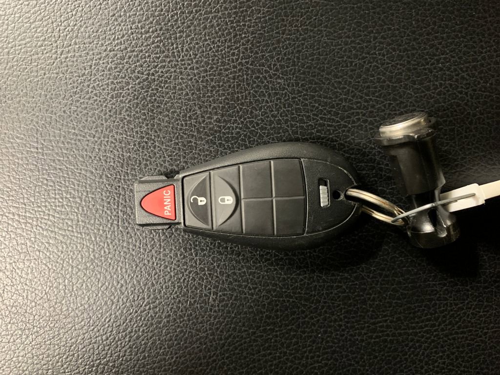 Used 2023 RAM 1500 Classic SLT w/ Electronics Group image 13