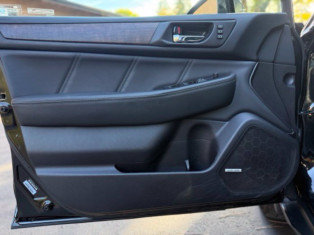 Used 2018 Subaru Outback 2.5i Limited AWD/4WD image 11