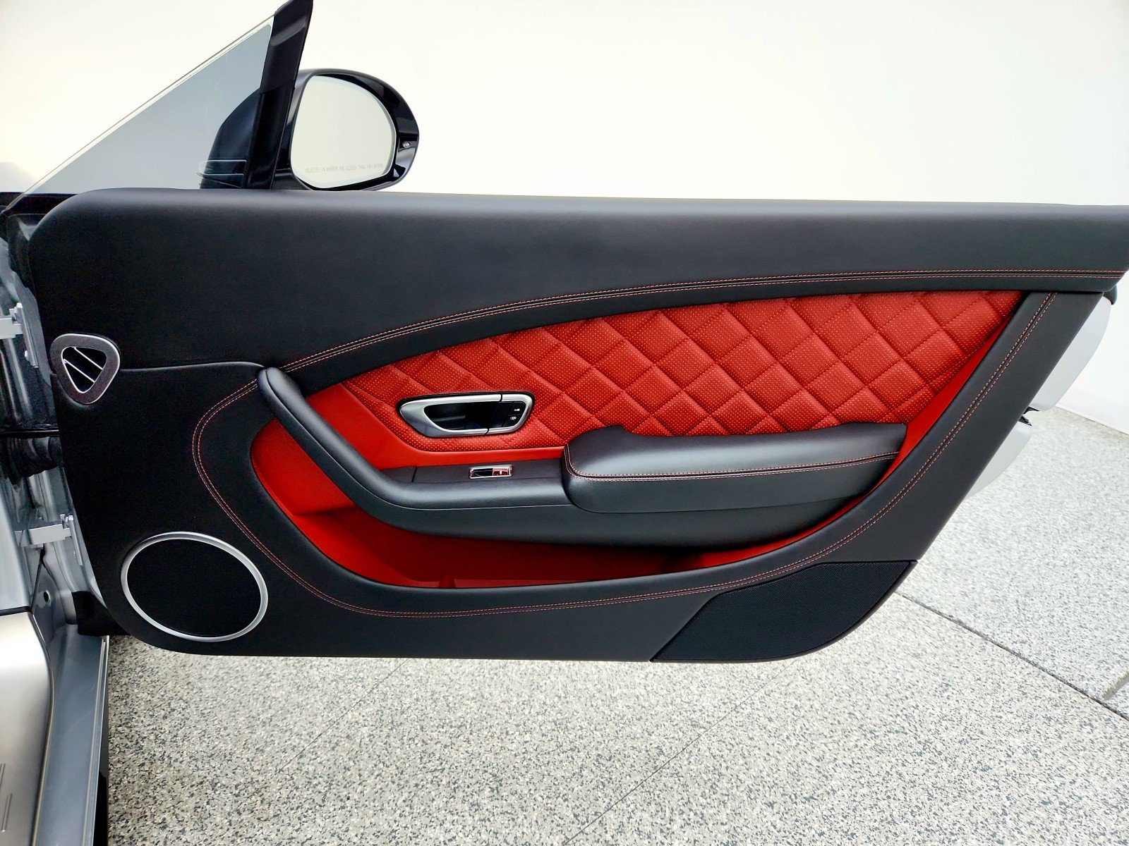 Used 2017 Bentley Continental GT V8 S image 23