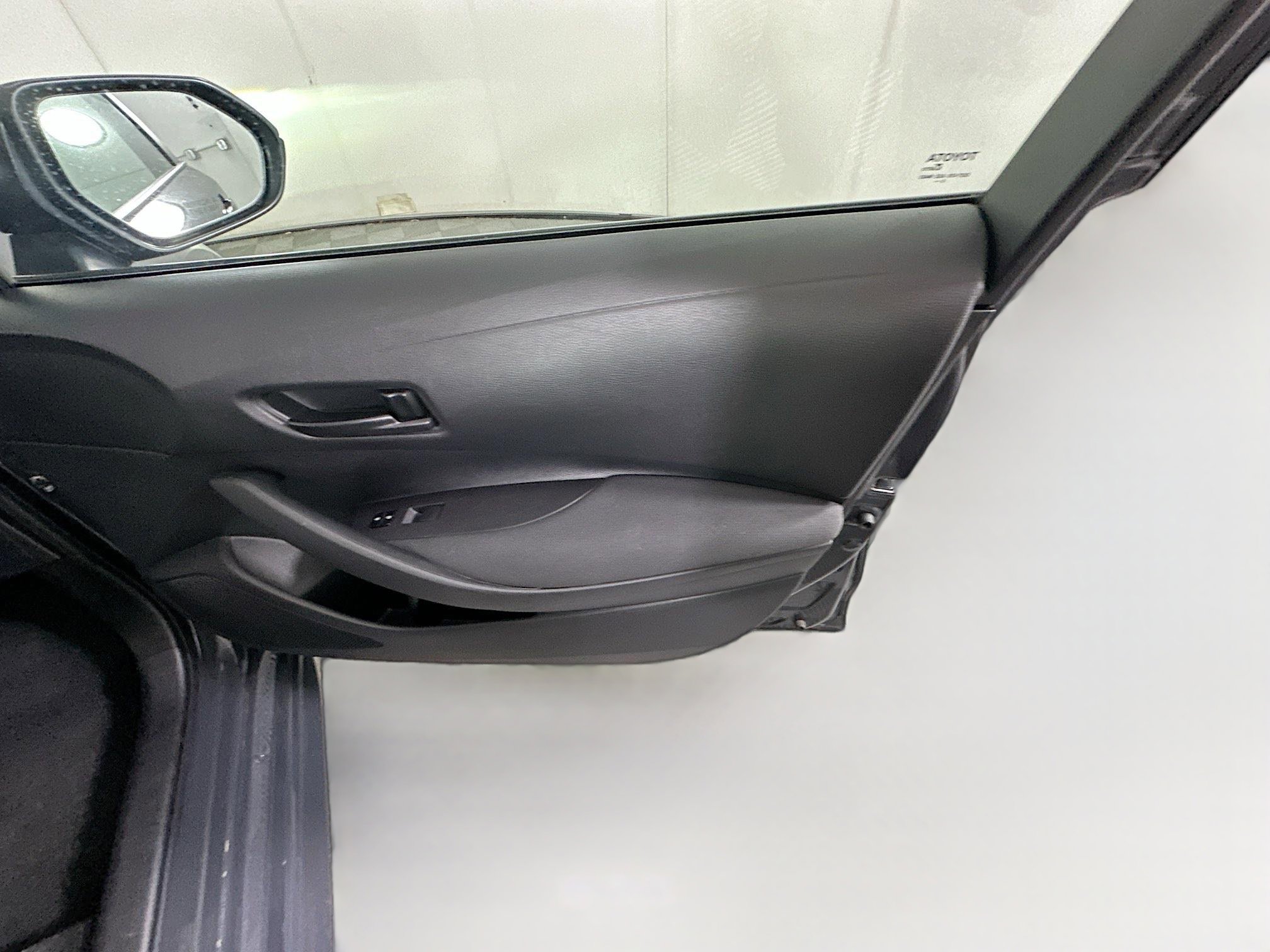 Used 2024 Toyota Corolla LE FWD image 31