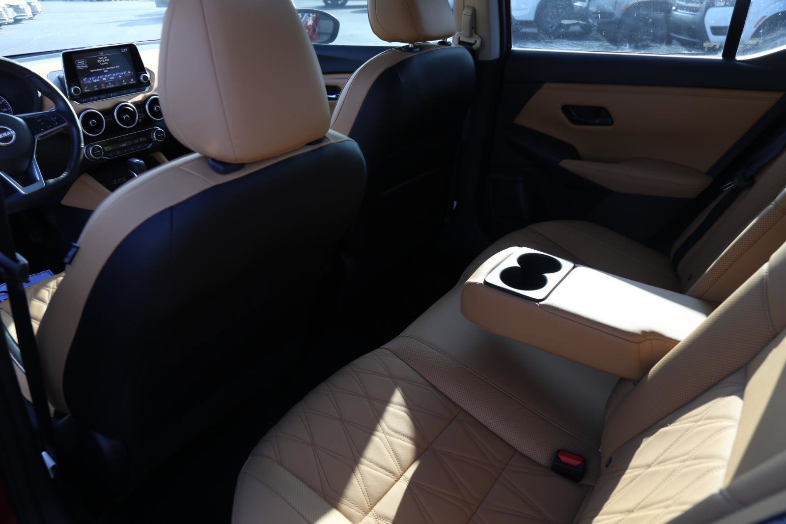 Used 2025 Nissan Sentra SV w/ SV Premium Package image 16