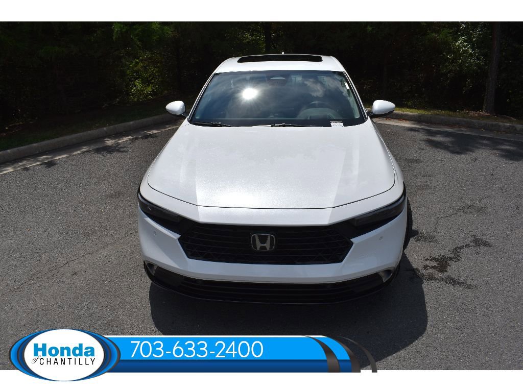 New 2025 Honda Accord Hybrid Touring image 3