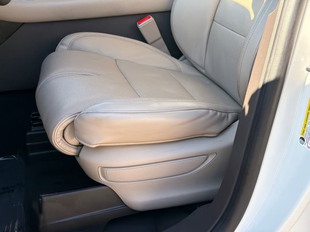 Used 2022 Lincoln Aviator Reserve w/ Equipment Group 201A image 19