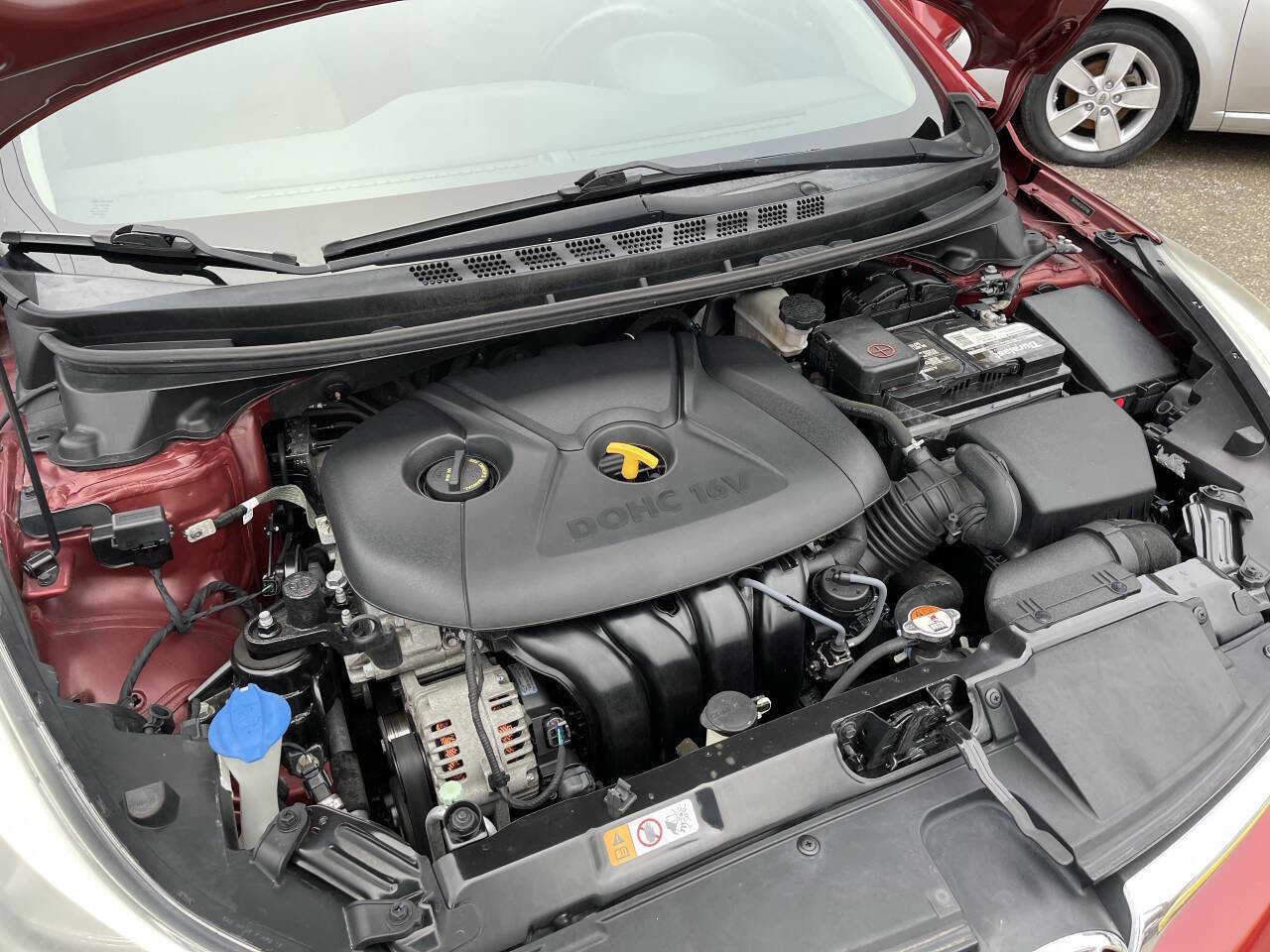 Used 2016 Hyundai Elantra SE w/ Option Group 02 image 12