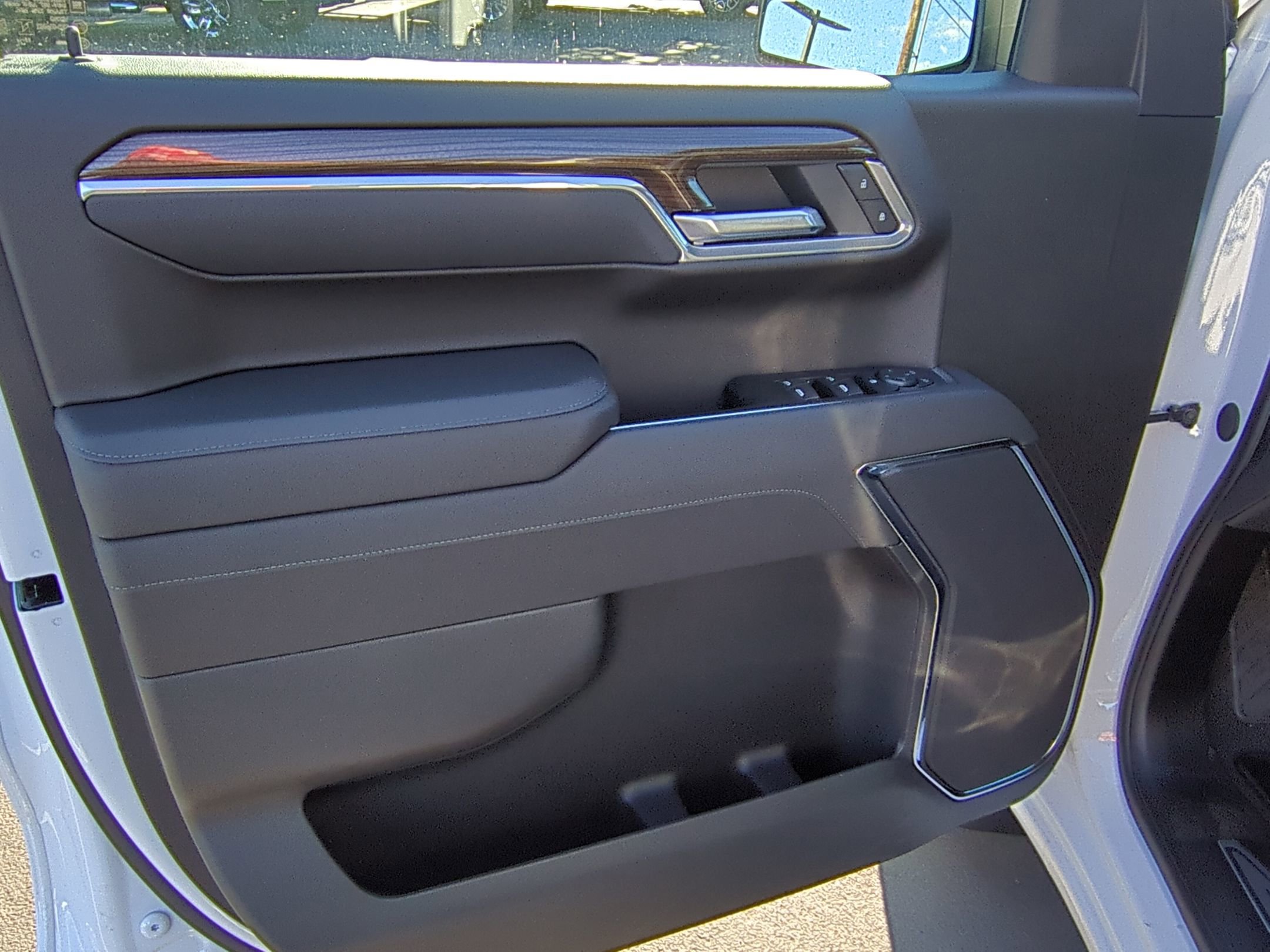 New 2026 Chevrolet Silverado 1500 LT image 9