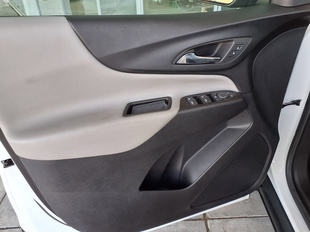 Used 2023 Chevrolet Equinox LT FWD image 22